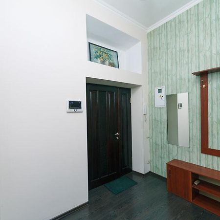Двухкомнатная студио на Саксаганского Киев Экстерьер фото